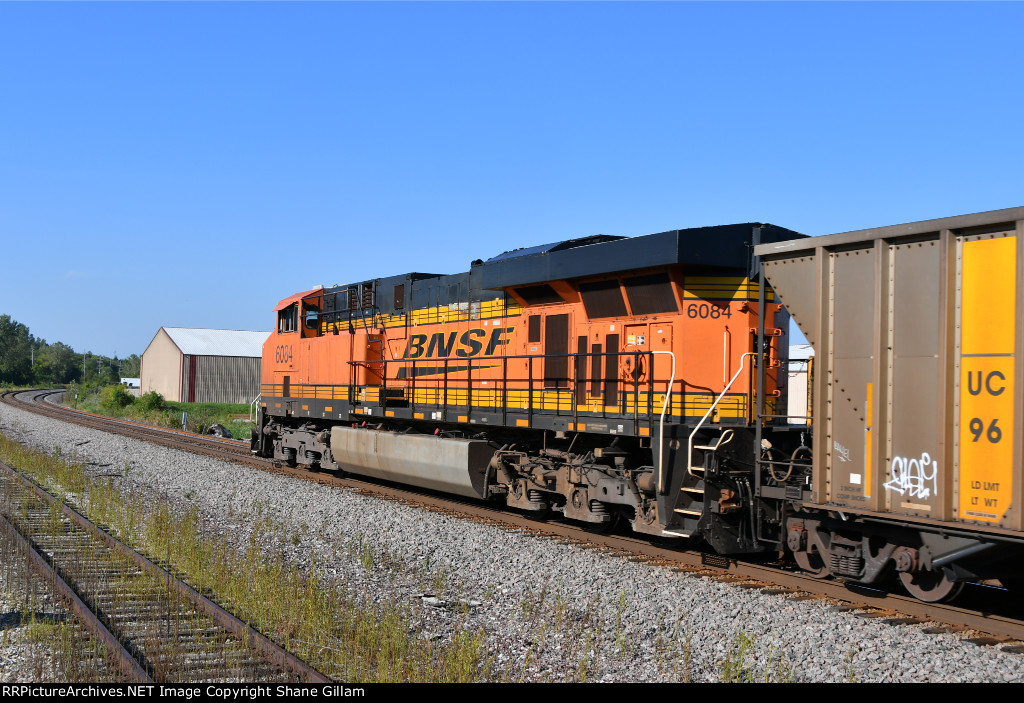 BNSF 6084